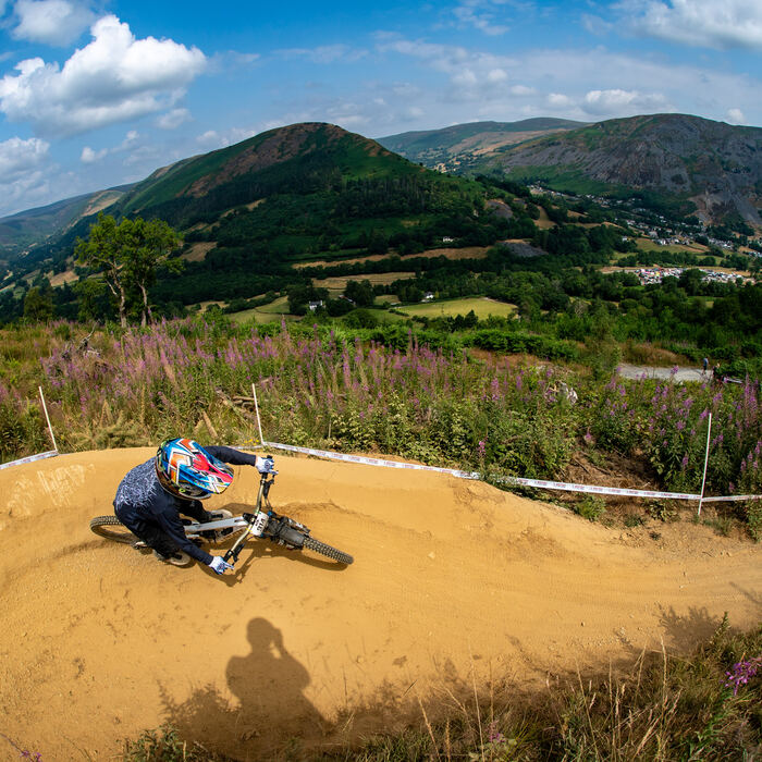 Batcave Bikes race photo 1